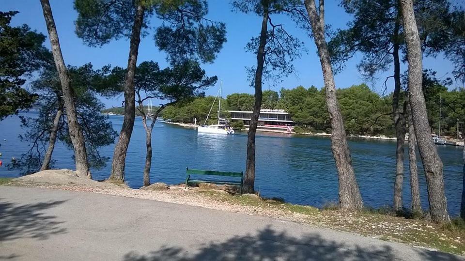 Room Rade Stari Grad  Exterior foto